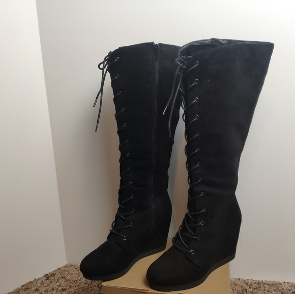 Just Fab Black Lace Up Wedge Boots Faux Suede - Picture 2 of 3